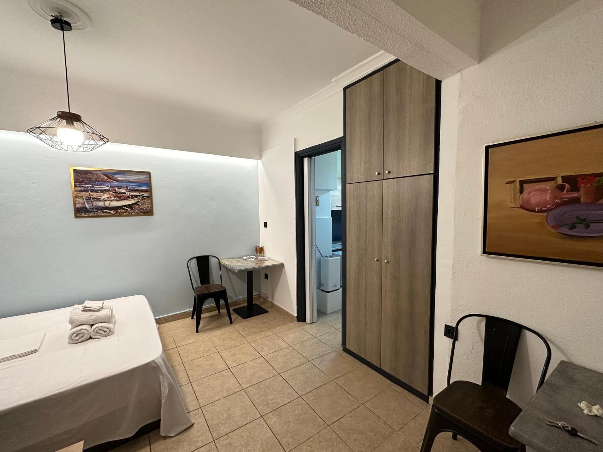 Aretousas Apartment Athens Exterior photo